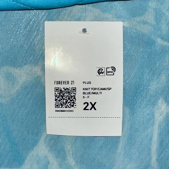 SOLD 💕NWT Forever 21+ Water Print Lace Trim Cami - Picture 9 of 12